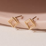 Fancy Line Stud Earrings EETM4546