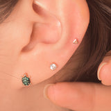 Tiny Triangle Piercing EJUM4008