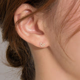 Even Leaf Stud Earrings ENOM4130