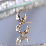 Clam Triple line Hoop Earrings EAMM4007