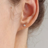 14k Gold Basic 3mm CZ Piercing ENOM4038