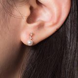 Tiya Bright Pearl Stud Earrings EETM4548