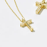 Avellan cross Pendant PETM4082