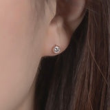 Motion Stud Earrings ETRM4149