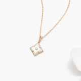 [Magnolia] Shine Mother-of-Pearl Pendant PLKS4151